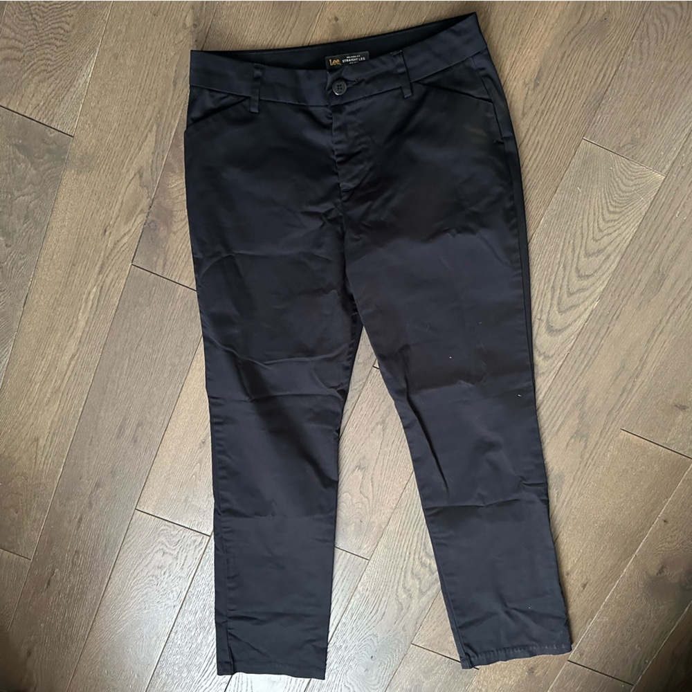 Lee Black Relaxed Straight Leg Mid Rise Wrinkle Free Dress Pants
